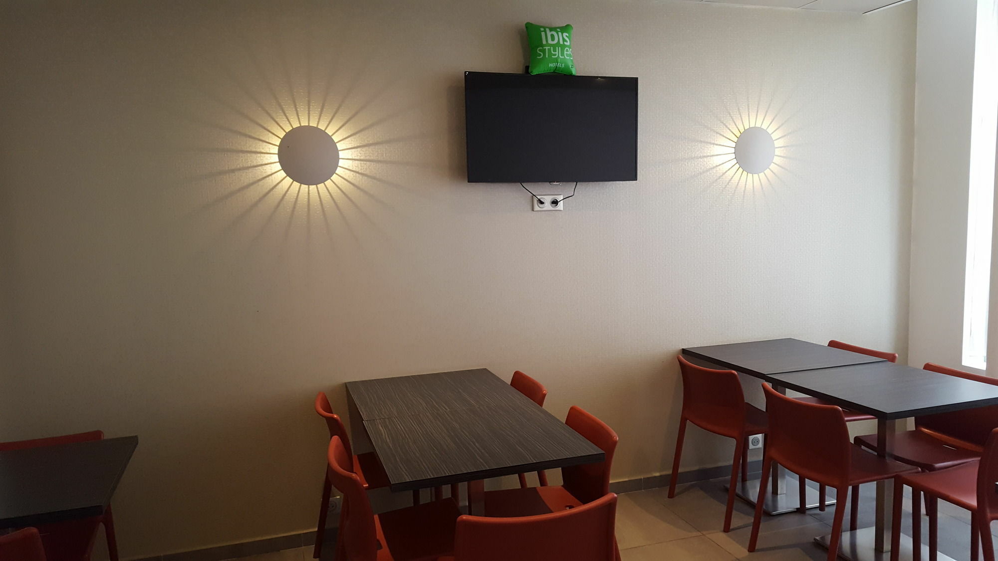 Ibis Styles Paris Pigalle Montmartre Eksteriør bilde